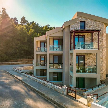 Elpiniki Luxury Rooms Nea Poteidaia Exterior foto
