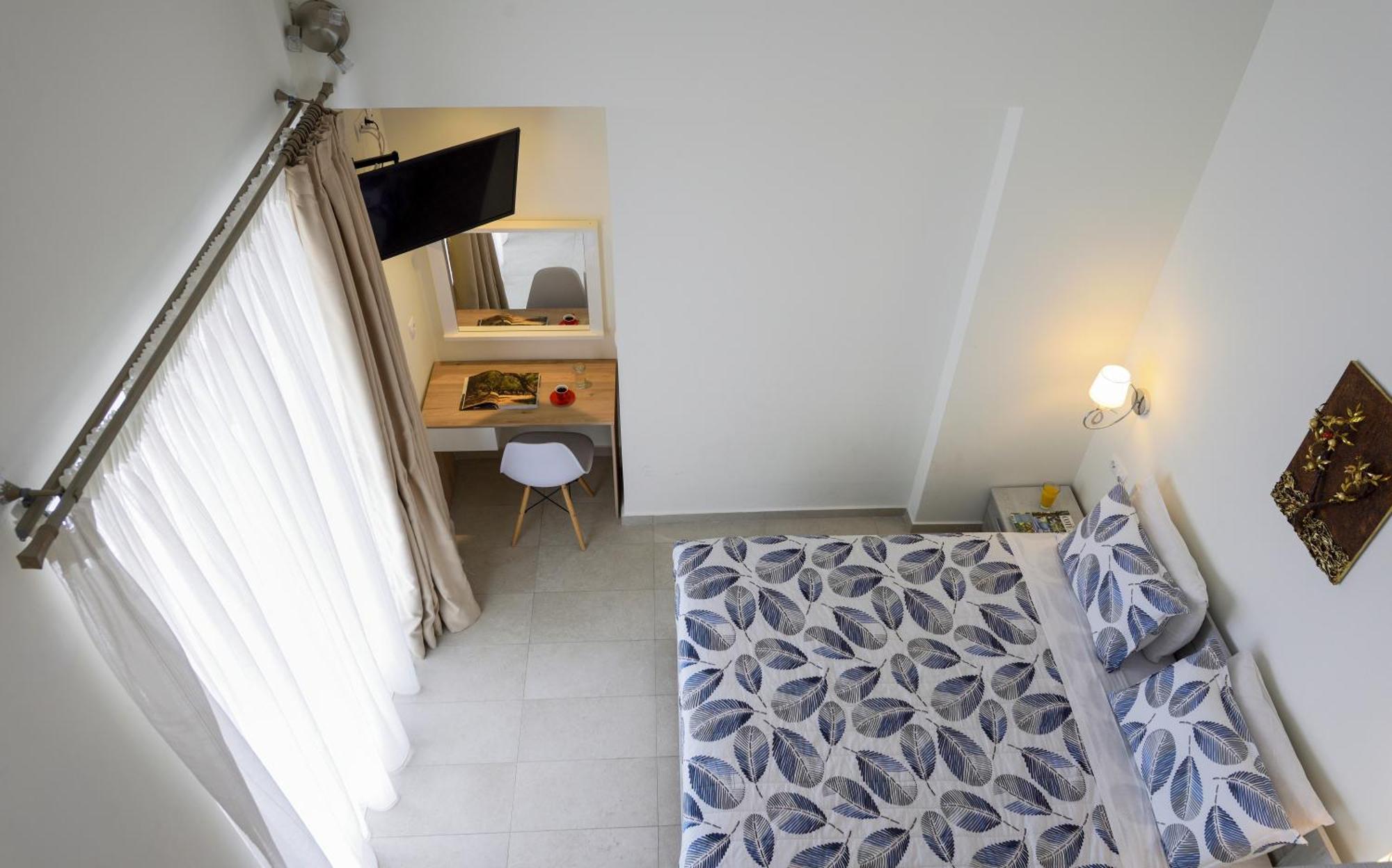 Elpiniki Luxury Rooms Nea Poteidaia Exterior foto