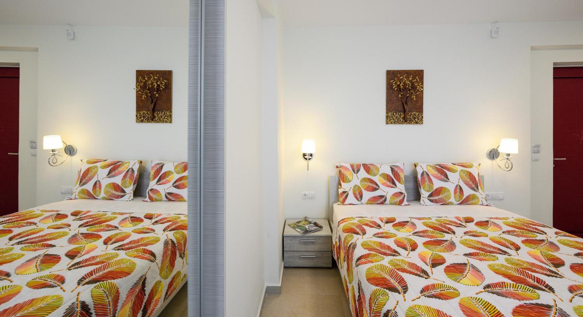 Elpiniki Luxury Rooms Nea Poteidaia Exterior foto